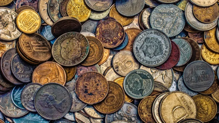 Rare Bicentennial Quarter Worth Nearly $1 Million: 6 More Worth Over $50 Million USD 🤑💰
