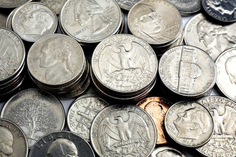 RaRe Bicentennial Quarter Worth Nearly $559,999 USD : 6 more worth Over $89,999🤑💰