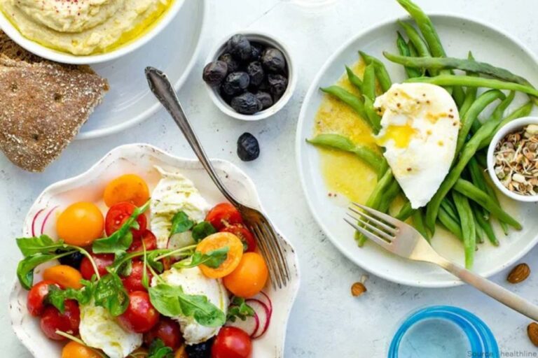 Mediterranean Diet Lunches : Dive into the Mediterranean diet and discover lunch ideas inspired by this heart-healthy eating Approach🍽️